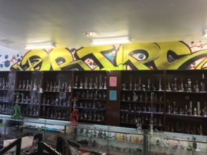 smoke shop KC-glass pipes