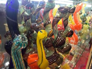 KC SMokz smoke shop-glass pipes